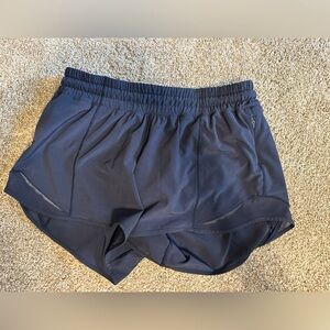 Lululemon hotty hot navy size 6